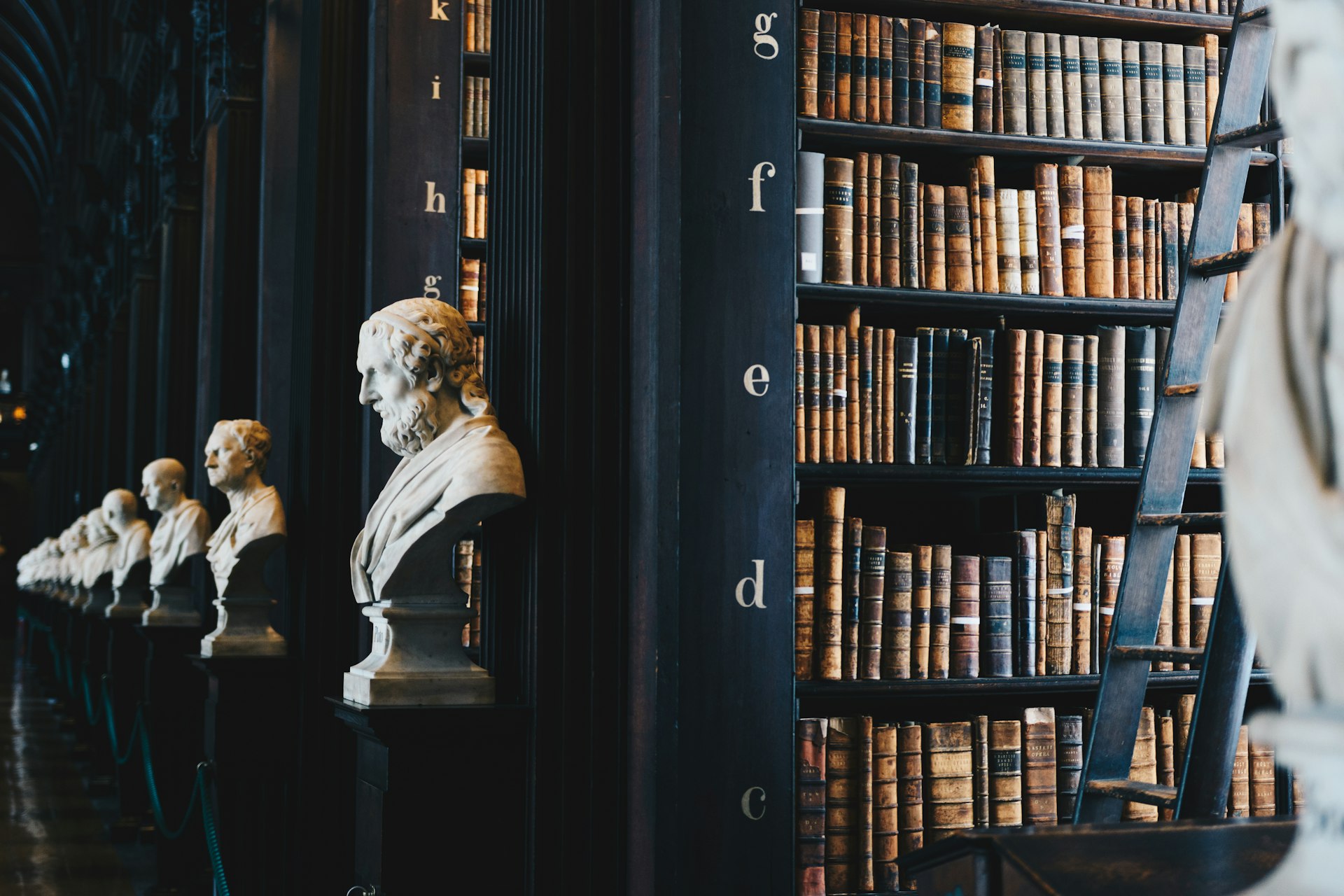 ECM Advocates — law library